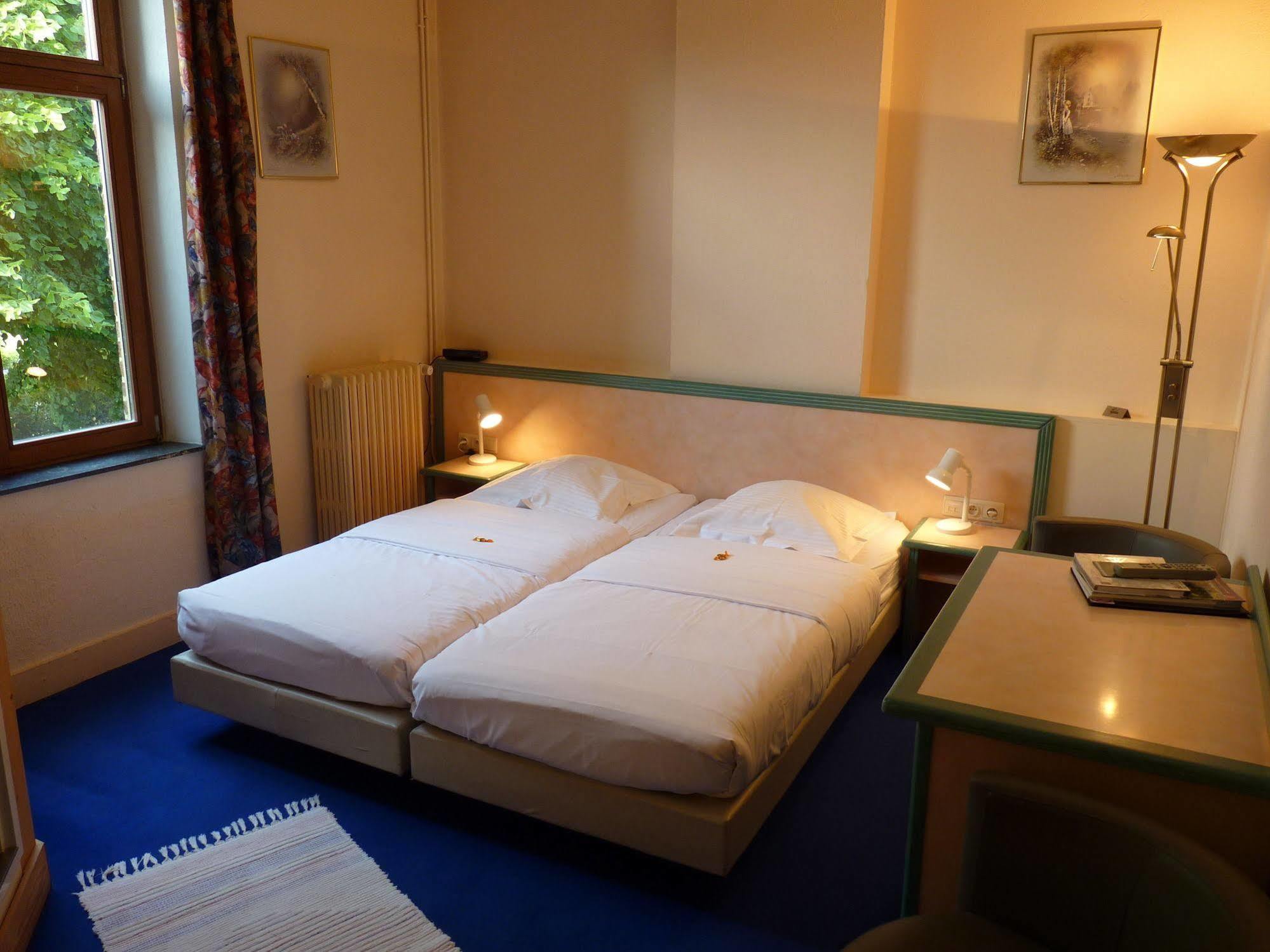 Les Tilleuls Hotel Jupille Eksteriør billede